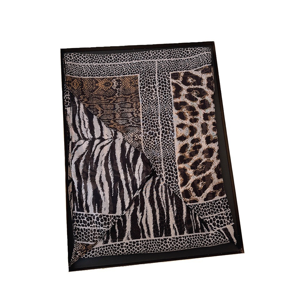 Bufanda de seda larga pequeña  - Ascot Neck Scarf reseña y precio