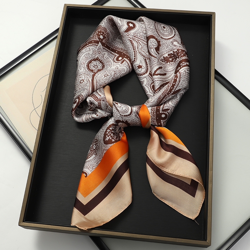 Pañuelo de Seda de Lujo para M - Silk Tie Striped reseña y precio