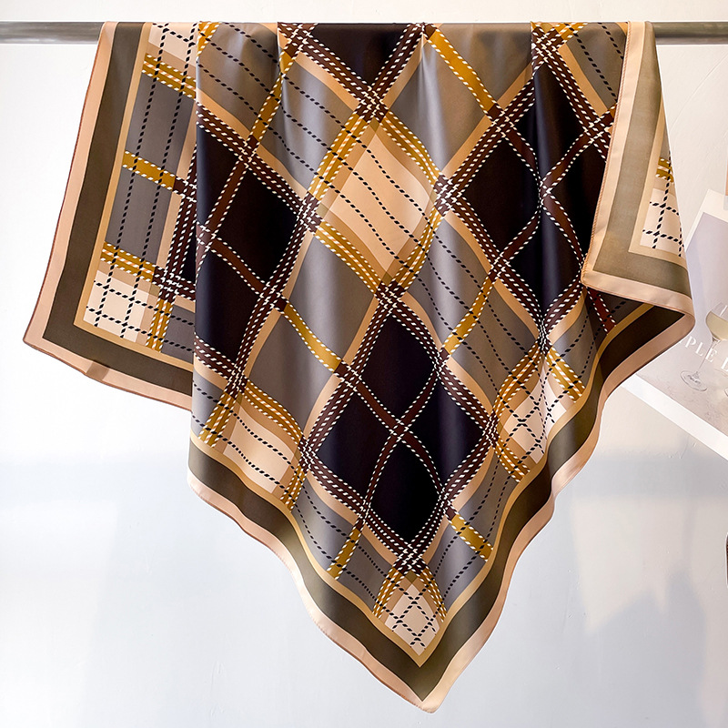 Nuevo pañuelo cuadrado de seda - Silk Tie Striped reseña y precio